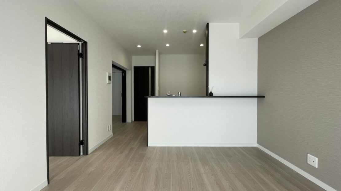 南西向きにつき陽当たり良好 ●周辺買い物施設が充実、便利な住環境 ●保育園が近く、学区内小学校徒歩9分圏内で通学安心