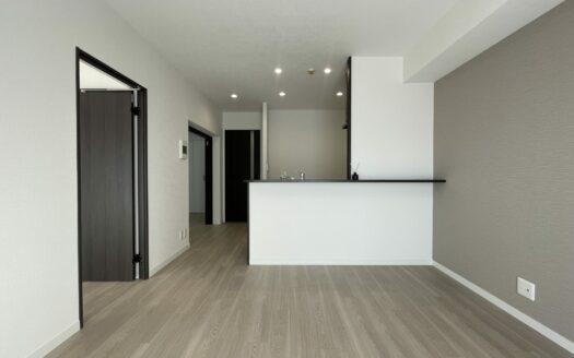 南西向きにつき陽当たり良好 ●周辺買い物施設が充実、便利な住環境 ●保育園が近く、学区内小学校徒歩9分圏内で通学安心